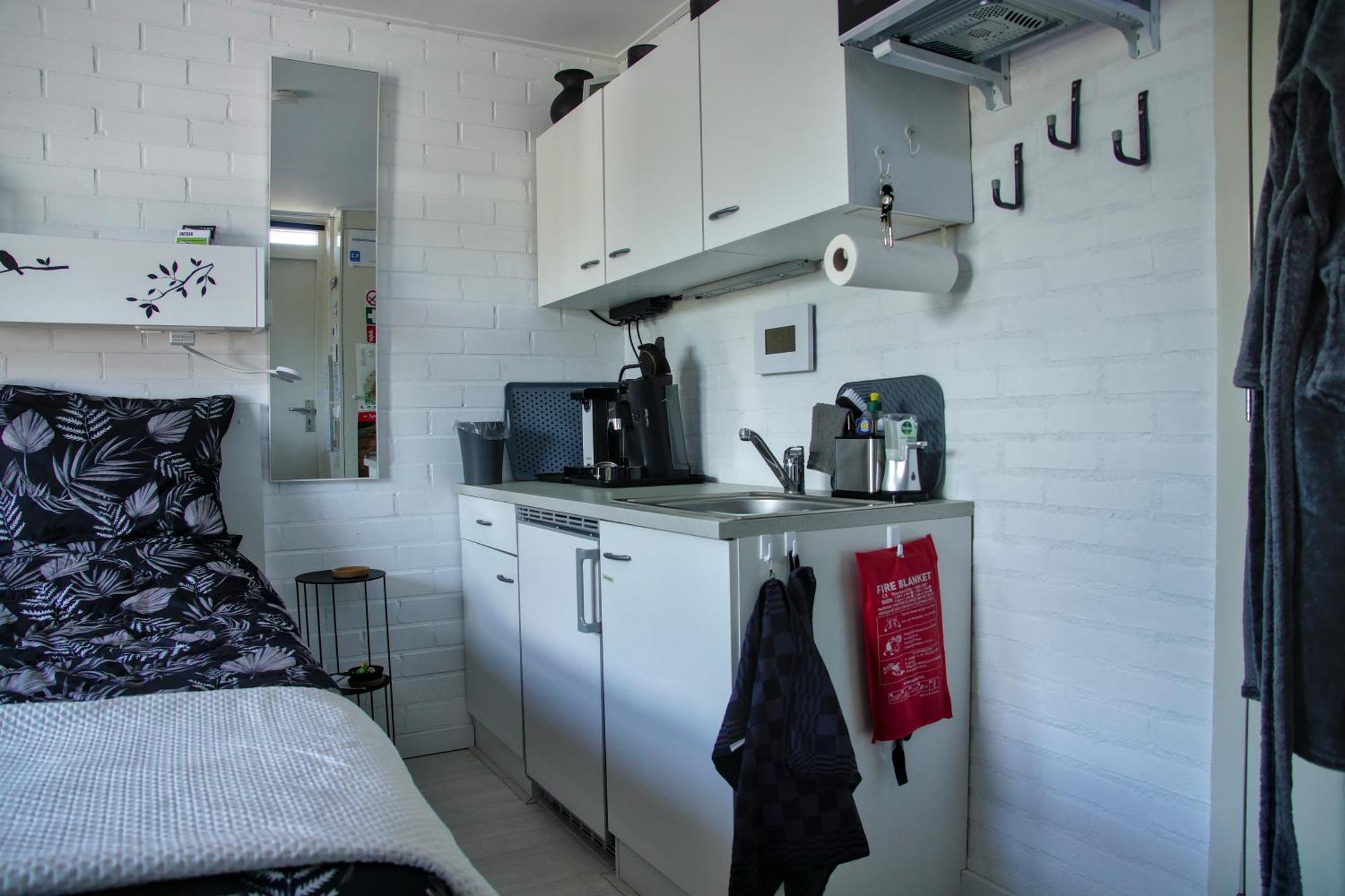Emmen Bed And Breakfast Exterior foto